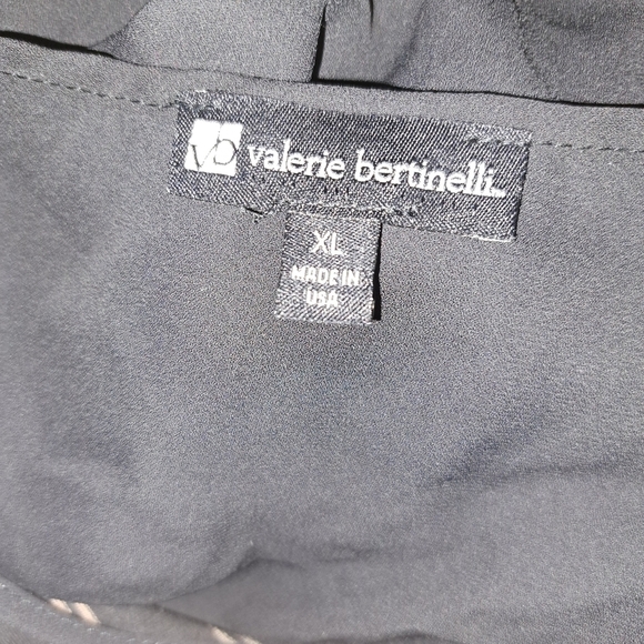 Valerie bertinelli XL blouse 5/$25 - Picture 9 of 9